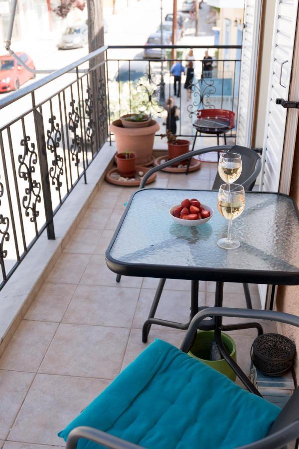 The City Apartment Lixouri Luaran gambar